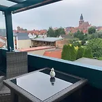 Zum Yachthafen Waren