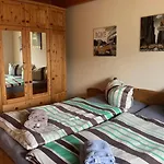 Zum Yachthafen