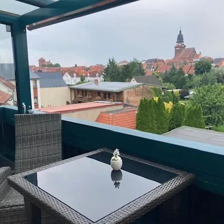 Zum Yachthafen Waren