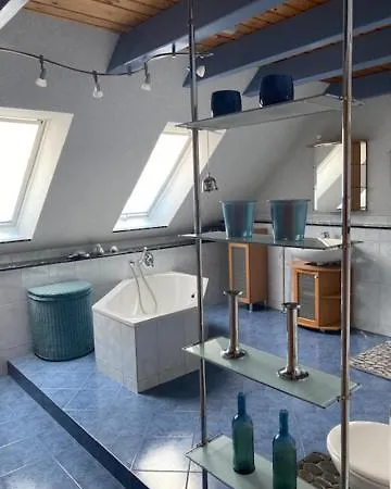 Vendégház Zum Yachthafen 3*