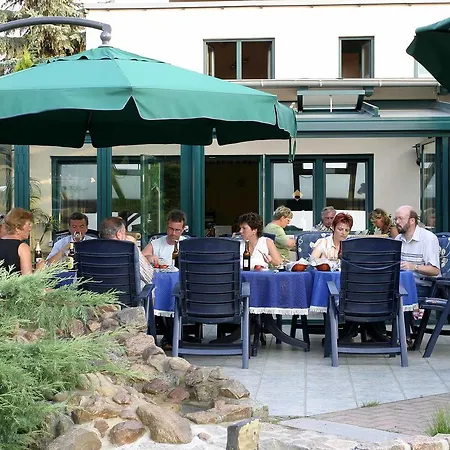 Vendégház Zum Yachthafen Waren