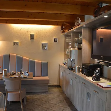 Zum Yachthafen Vendégház