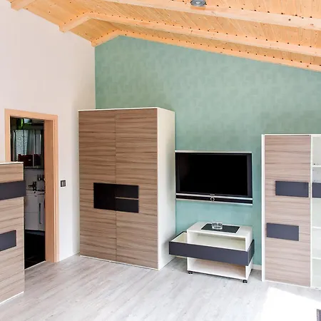 Vendégház Zum Yachthafen Waren