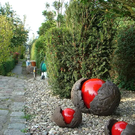 Vendégház Zum Yachthafen Waren