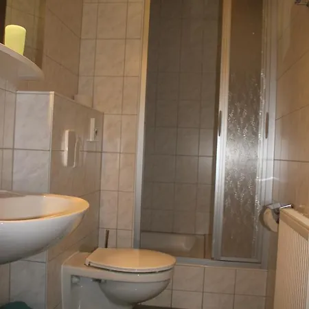 Vendégház Zum Yachthafen 3*