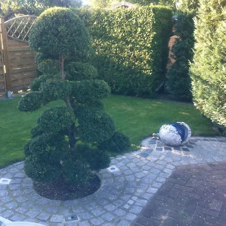 Zum Yachthafen Vendégház Waren